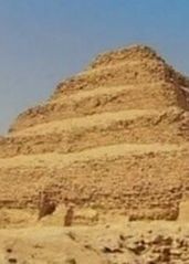 解密埃及萨��卡拉金字塔的海报