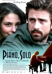 钢琴，独奏的海报